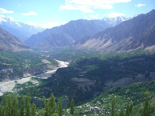 hunza_valley_from_eagle_point