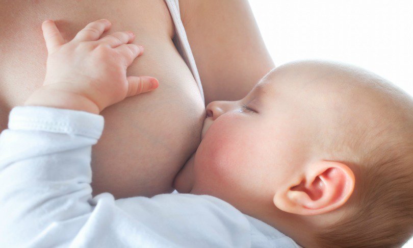 bébé-allaitement