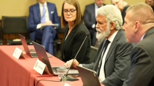 Moderna admet que les vaccins contre la Covid provoquent le cancer
