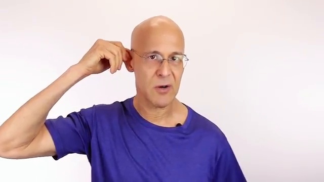 Démonstration de la technique sur la partie supérieure de l'oreille