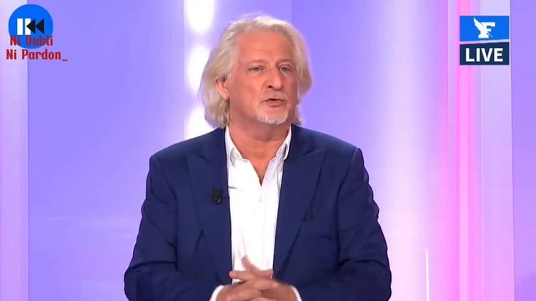 Patrick Sébastien : « Je ne suis pas complotiste, mais je regarde et je me suis aperçu qu’avant le vaccin, je n’avais rien. »